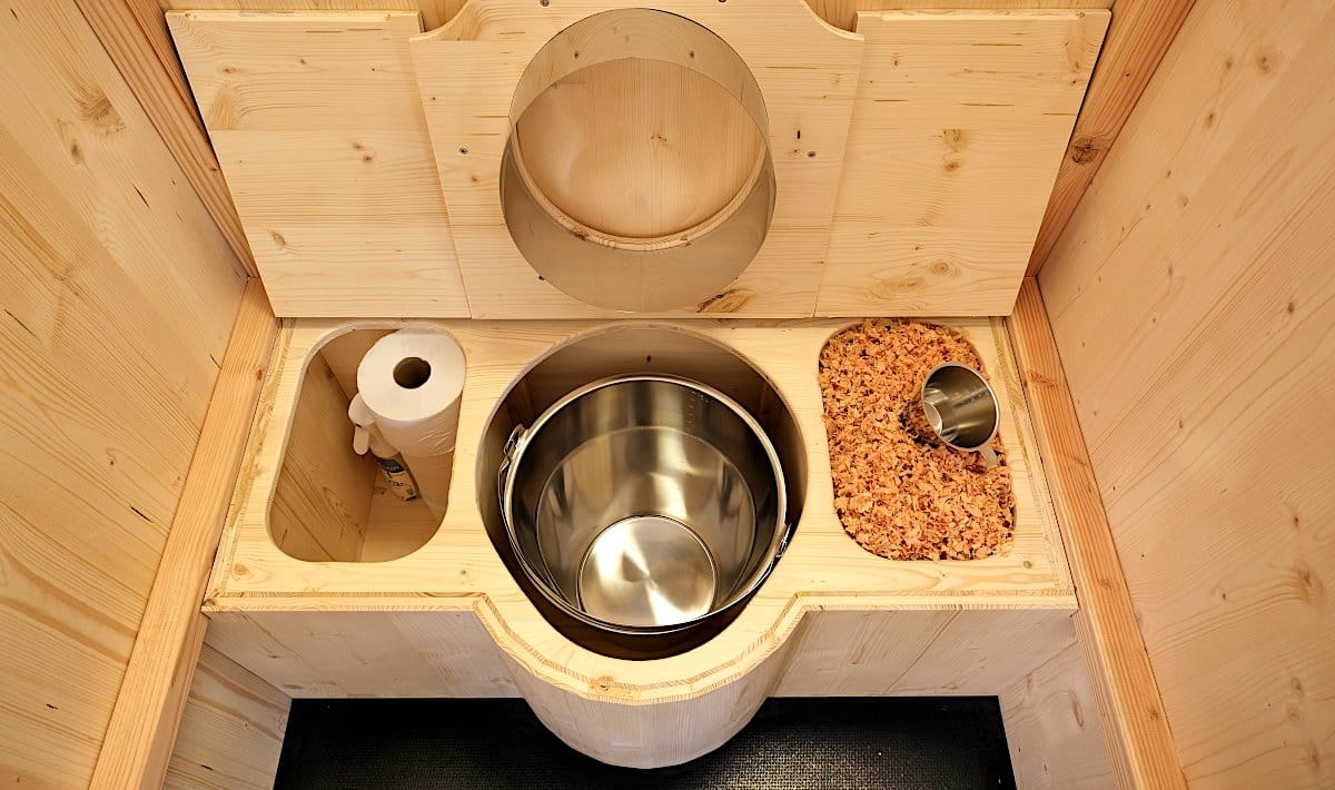 La toilette sèche contemporaine